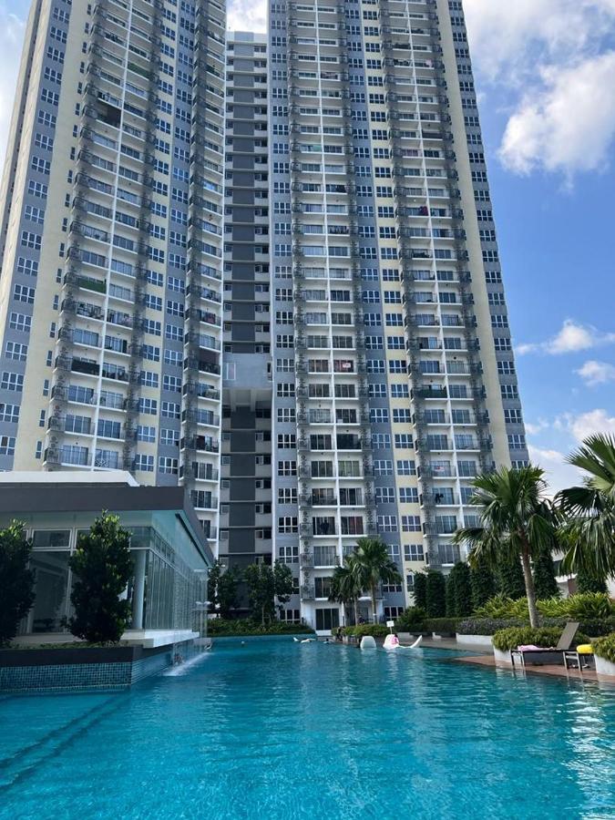 One Hakim Residence, Cerrado Southville City Kampong Tangkas Esterno foto